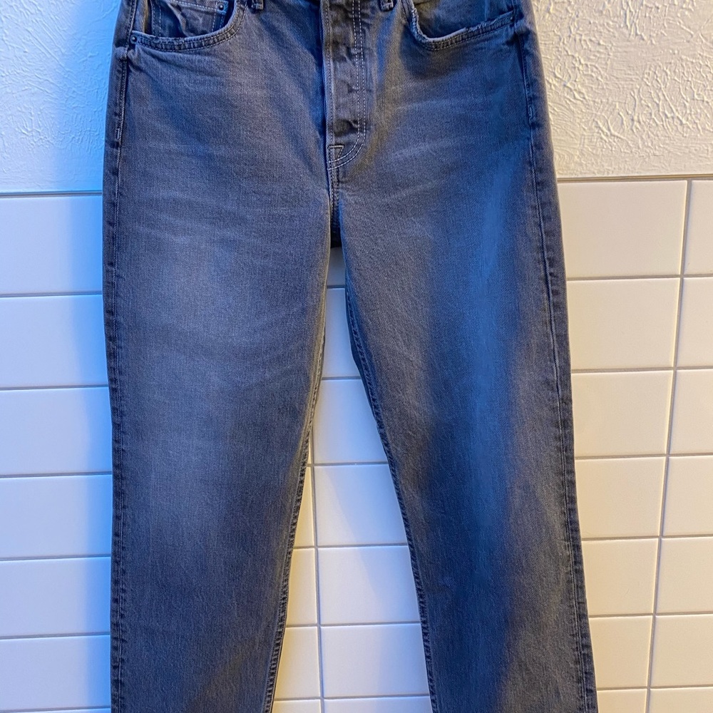 Grlfrnd Helena gray jeans.